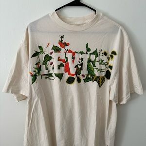 Levi’s Graphic Short-stack T-shirt